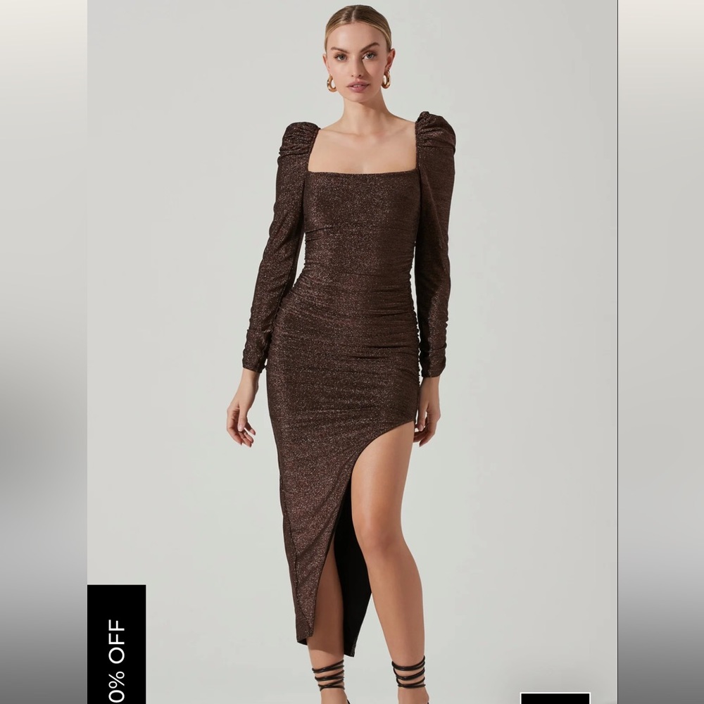 ASTR Vanozza Metallic Midi